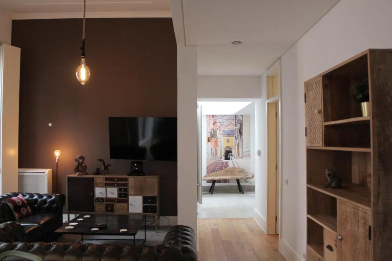 Апартаменты Beautiful 3-Story House In Chiado With A 40M² Private Terrace Лиссабон Экстерьер фото